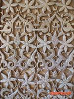 Wandverzierung im Löwenhof