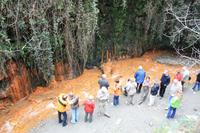 an den sauren Quellen in Portugos