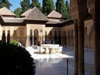 Besuch der Alhambra- Löwenhof