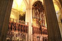 Blick zur Orgel in der Kathedrale von Sevilla