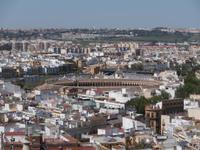 Blick auf die Stierkampfarena in Sevilla von der Giralda