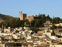 Blick von der Hotelterrasse in Richtung Alhambra