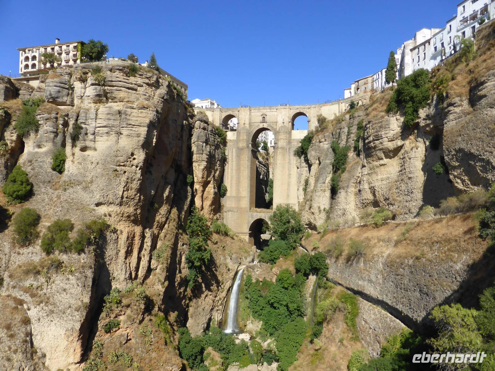 Ronda - Blick auf die Schlucht des Rio Guadalevin