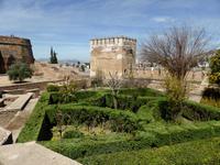 Die Alcazaba auf dem Alhambra-Hügel