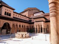 Im Löwenhof der Alhambra 