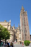 Sevilla - Dom mit Glockenturm Giralda (UNESCO Weltkulturerbe)
