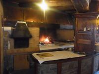 Restaurant in Os de Civis