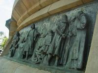 Entlang der Kolumbussäule