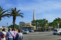 013-Blick auf den Obelisken auf dem Rathausplatz
