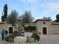 Eingang Kloster Liug