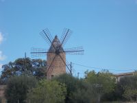 DSCN8894.JPG  Getreidemühle