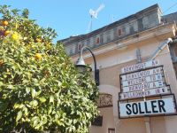 DSCN9755.JPG  Bahnhof Soller
