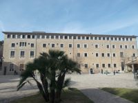 DSCN9813.JPG  Eingang zum Kloster