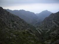 Serpentinen im Tramuntana-Gebirge