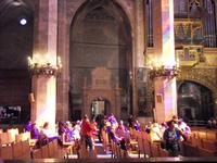 Farbspiel des Rosettenfensters