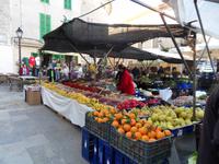Wochenmarkt in Sineu