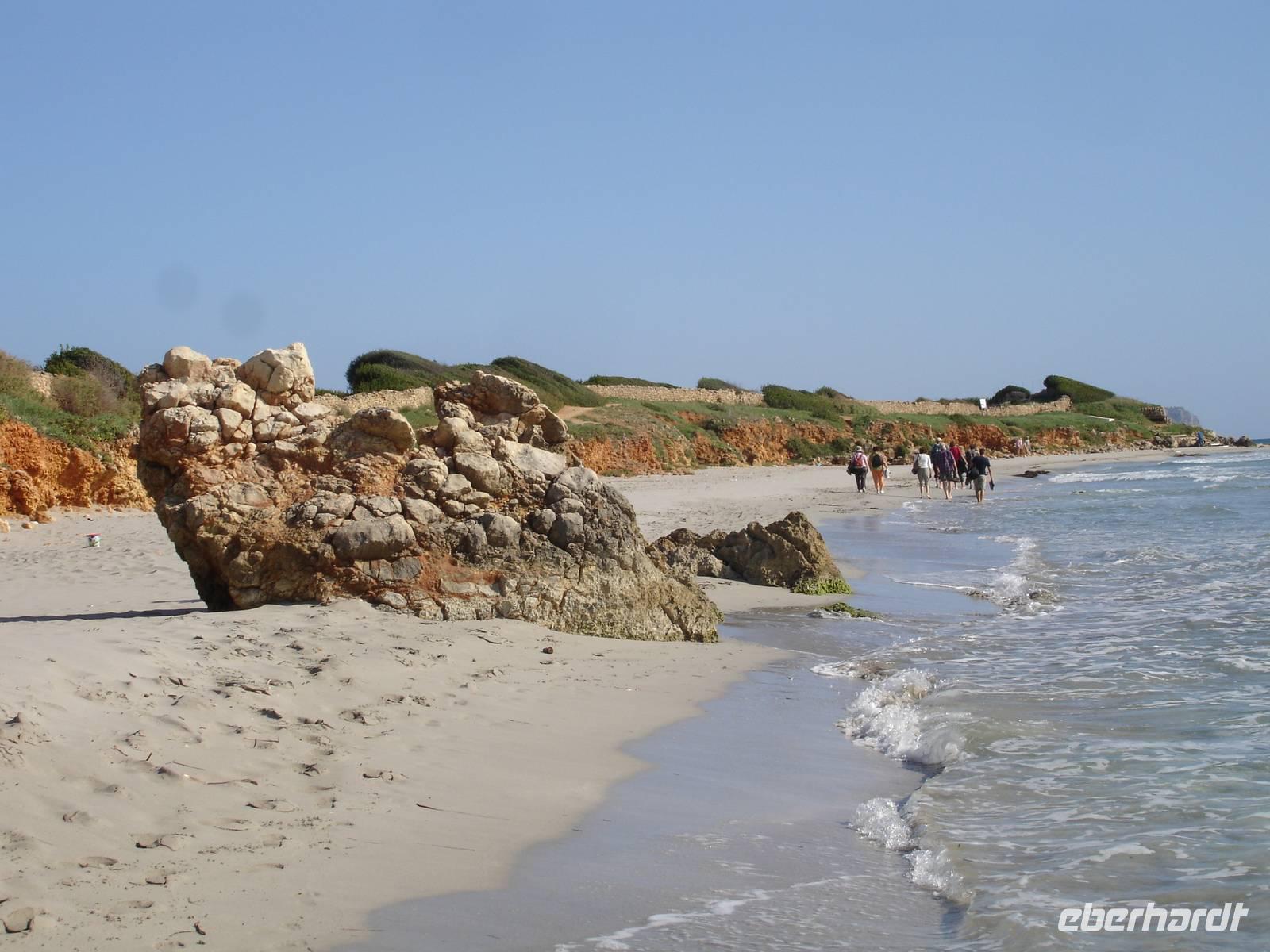 am Naturstrand von Binigaus