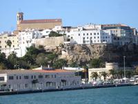 Hafenrundfahrt in Mahon - Blick auf Mahon