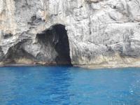 Höhlen, nur vom Mittelmeer aus zu befahren oder zu begehen