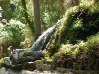Wasserfall in den Gärten von La Grania