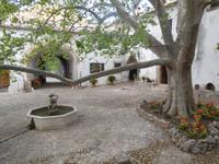 Gutsinnenhof auf Alfabia