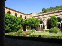 Fontefroide. Kreuzgang