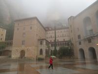 Montserrat im Regen