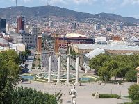 Blick vom Mont Juic auf die Plaza de Espanya