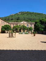 Fontfroide &ndash; &copy; Wolfgang Kowalewski (Eberhardt TRAVEL)