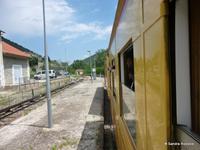 Ansicht aus dem gelben Zug 