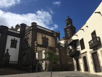 Katedrale Santa Ana Seitenansicht