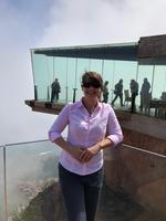 600 m über Agulo - Reisebegleiterin Sabine auf dem Mirador de Abrante 