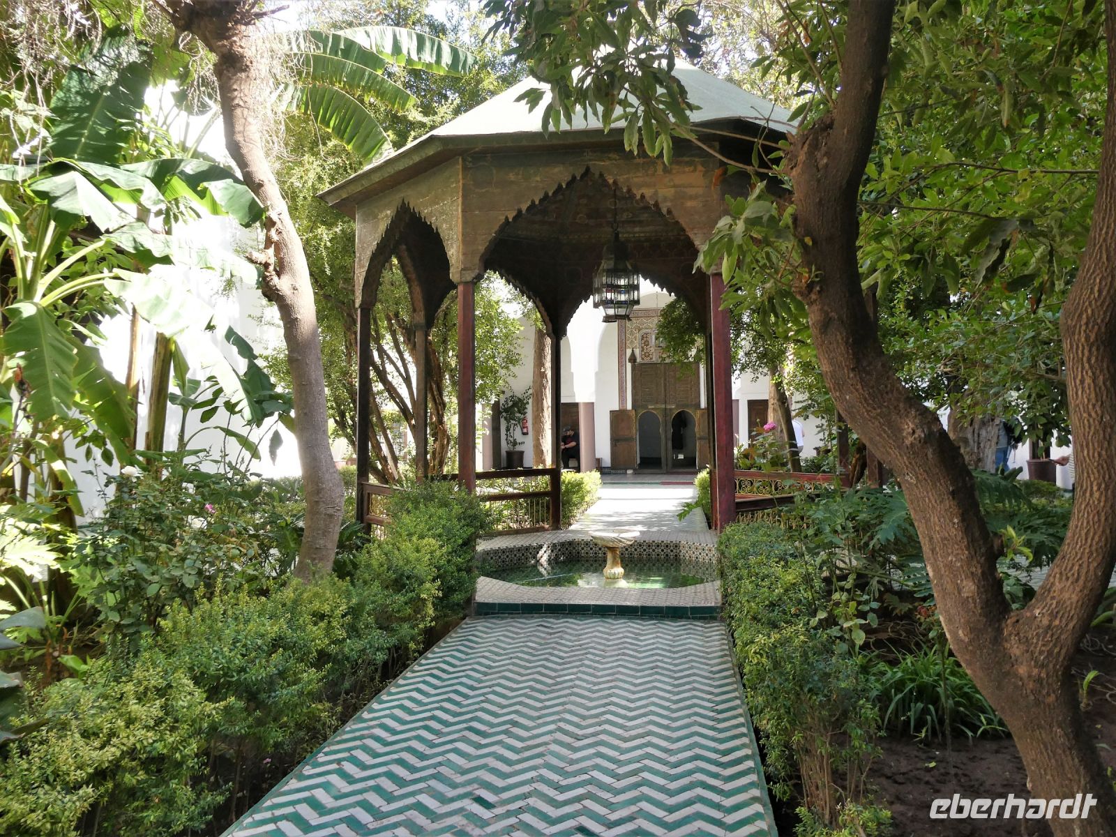 im Innenhof des Dar Si Said