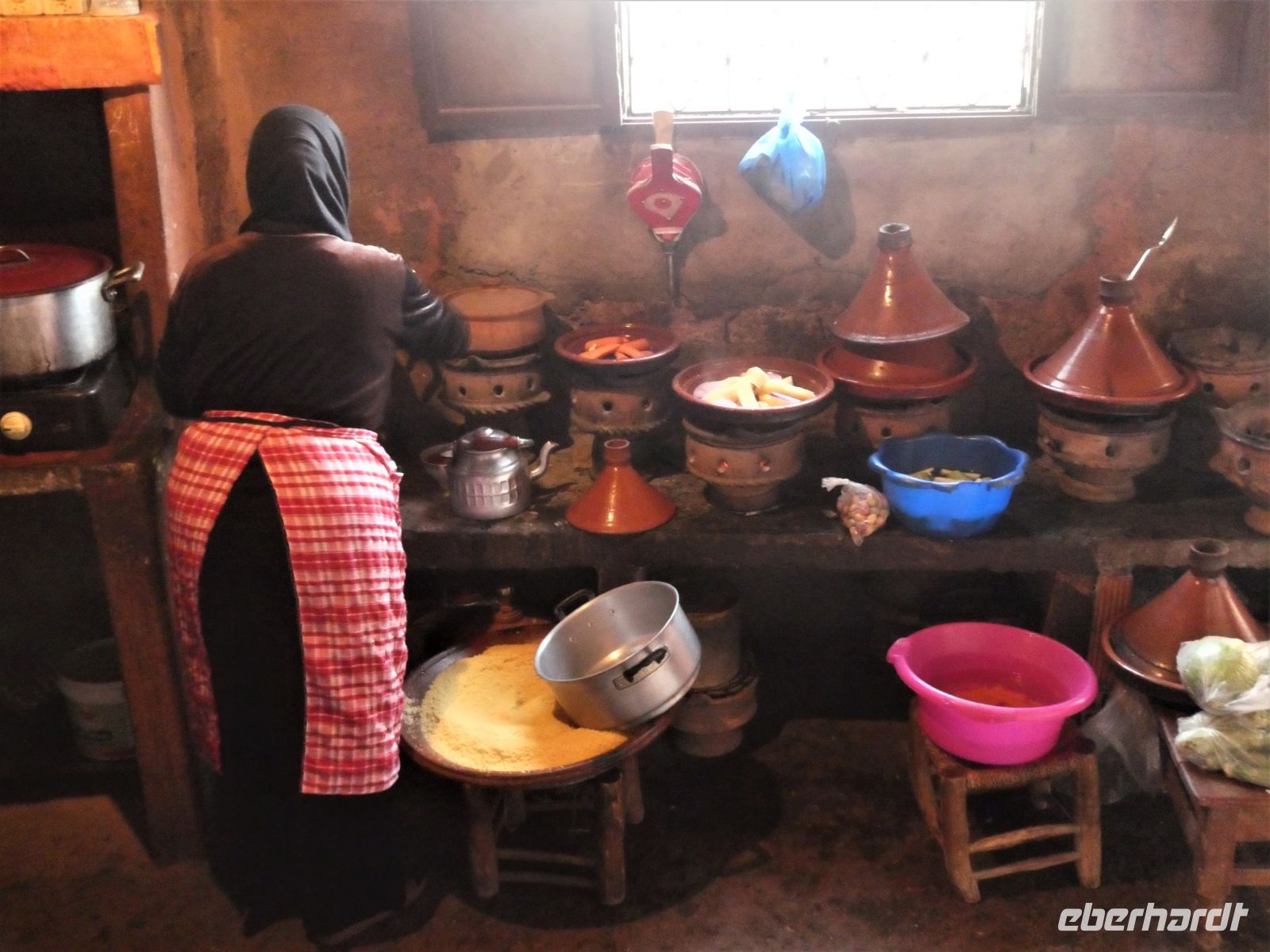 bei einer Berberfamilie in der Küche