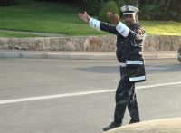 er regelt den Verkehr