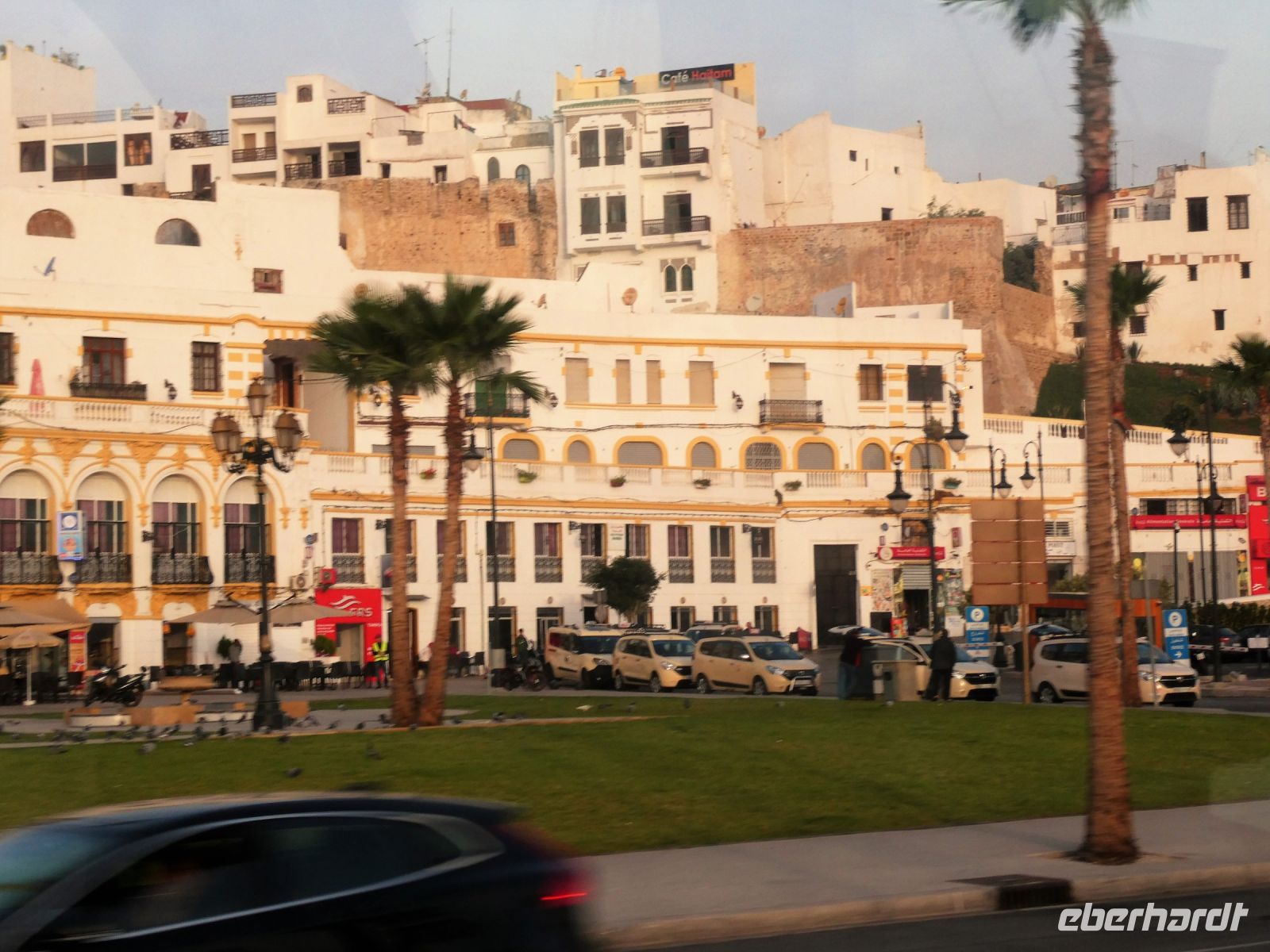 an der Stadtmauer von Tanger