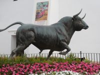 vor der Stierkampfarena von Ronda