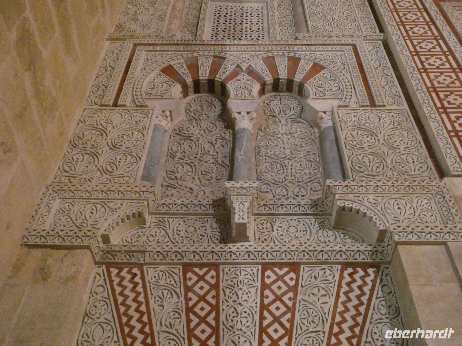 an der Außenseite der Mezquita