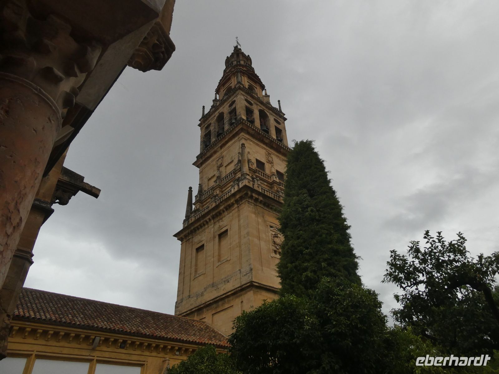 Glockenturm der Mezquita-Kathedrale