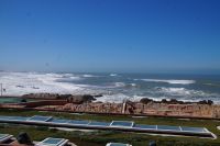 Ein Schwimmbad in die felsige Küste von Anfa eingebaut