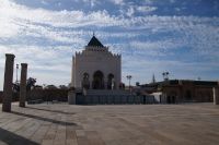 Das Mausoleum Mohammeds V. - eine Synthese aus magribinischer und buddhistischer Architektur (der Architekt war Vietnamnese)