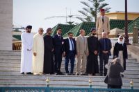 Gruppenfoto mit Dame