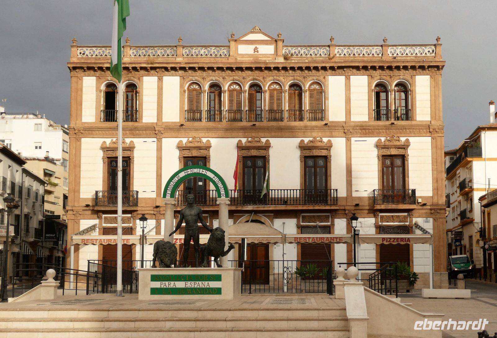 an der Plaza Espana