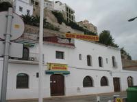 Von Cala Blanca über Maó-Mahón, Binibeca nach Cova d'en Xoroi