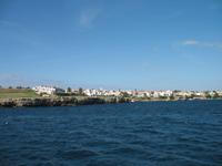 Von Cala Blanca über Maó-Mahón, Binibeca nach Cova d'en Xoroi