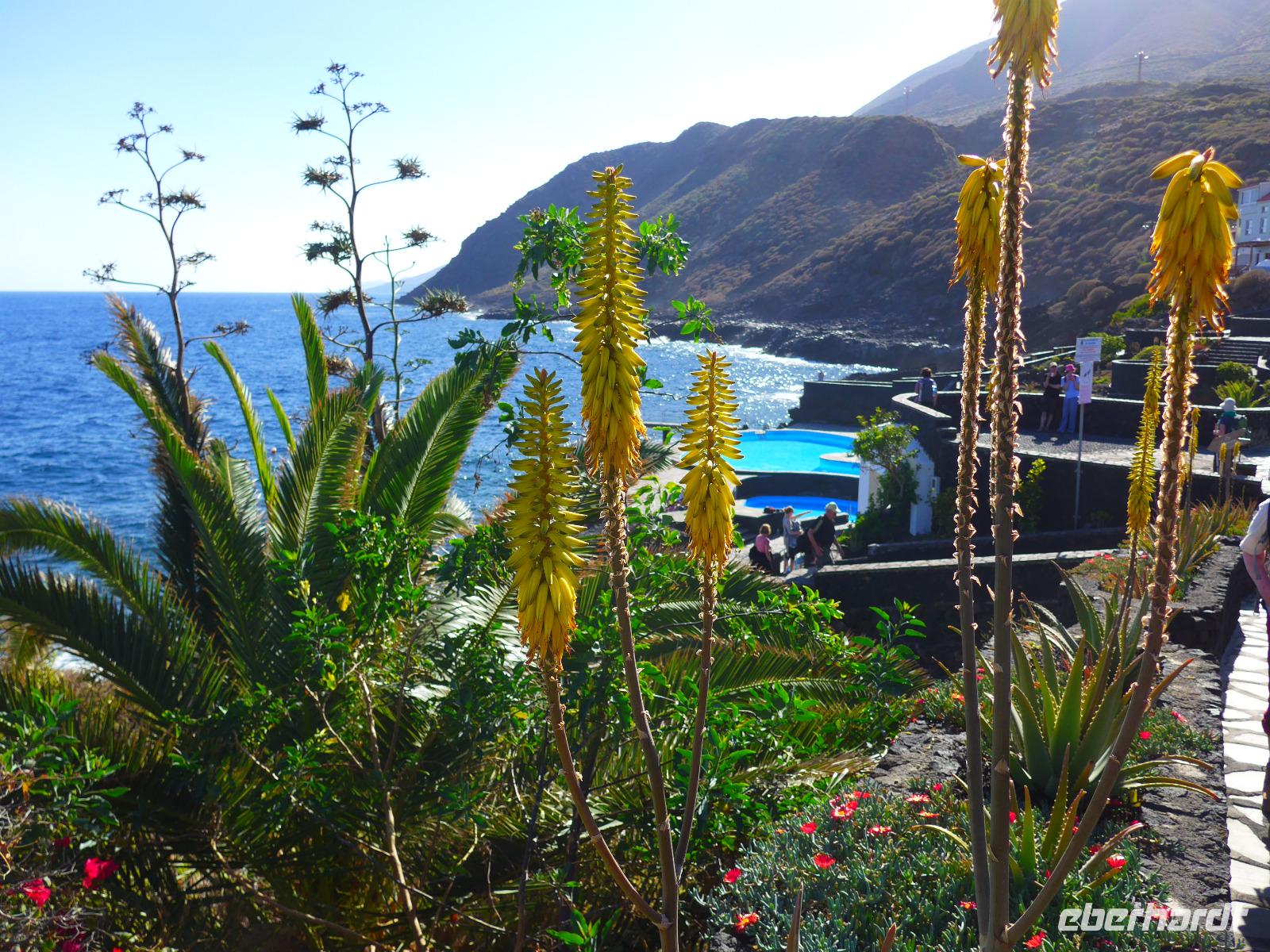 Kanaren, El Hierro, La Caleta, Meerwasserschwimmbecken