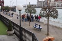 Blanca erklärt die Puente Colgante