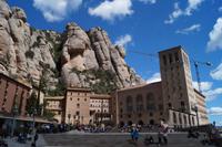 Das Kloster ist in den Gneiss hineingebaut