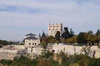 05-10-2016 Segovia, Stadtmauer, Alcázar
