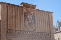 06-10-2016 Toledo, San Juan de los Reyes, Wappen der Katholischen Könige